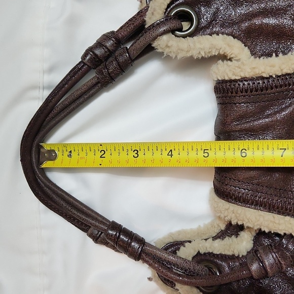 Jessica Simpson Brown and Cream Faux Leather and Sherpa Shoulder bag - Picture 14 of 16